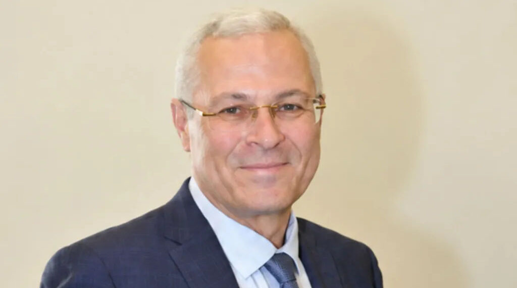 BAPS in France: City mayor praises organisation for interfaith work