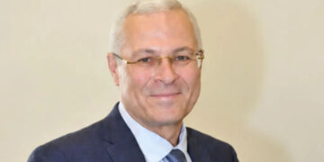 BAPS in France: City mayor praises organisation for interfaith work