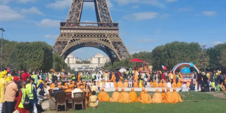 Eiffel Tower chief to step down after BAPS Hindu delegation row in Paris 1 Eiffel Tower chief to step down after BAPS Hindu delegation row in Paris