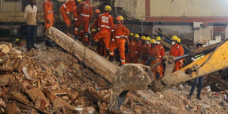 Satya Niketan Building Collapse: Dr Vijay Jolly Expresses Grief, Prays for Victims and Injured