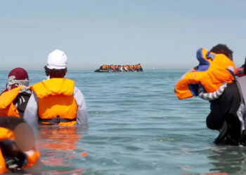 Channel smuggling gangs resort to ‘mega-dinghies’ as crackdown limits small boat supply