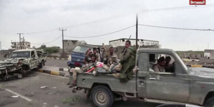 Houthis Used AI To Clone Yemeni General's Voice, Urged Troops To Withdraw: Report 1 Houthis Used AI To Clone Yemeni General’s Voice, Urged Troops To Withdraw: Report