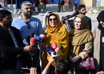 Night Raid, Intimidation: Imran Khan's Big Charges Against Pak Forces Ahead Of Mega March 4 Night Raid, Intimidation: Imran Khan’s Big Charges Against Pak Forces Ahead Of Mega March