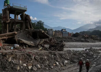 Nepal Races Against Time To Find 6,000 Missing In Floods, Deaths Cross 1,450 6 Nepal Races Against Time To Find 6,000 Missing In Floods, Deaths Cross 1,450