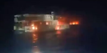 5 Dead, Over 80 Missing As Ferry Catches Fire In Philippines