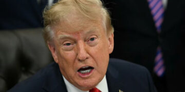 Trump Signs Russia Sanctions Bill, Clears Way For 100% India Tariffs