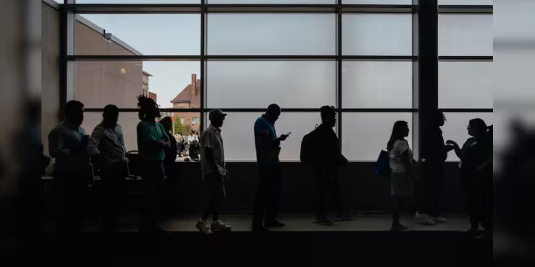 US job growth may rebound in August; unemployment rate forecast at 4.1% 1 US job growth may rebound in August; unemployment rate forecast at 4.1%