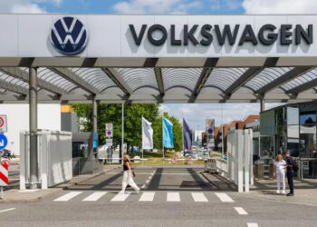 Volkswagen To Cut 1 Lakh Jobs To “Align Workforce With Economic Realities”