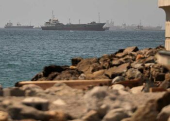 Sri Lanka treats 40 Iranian sailors after distress call near Galle