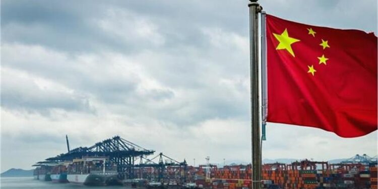 China’s Industrial Slowdown Deepens as Export Growth Fails to Deliver Profits