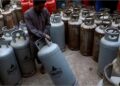 Iran Halts LPG Supplies to Pakistan as Cylinder Prices Surge Past 10,000 Rupees
