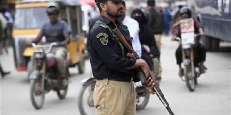 20 Police Trainees Abducted After Gunmen Stop Bus in Pakistan’s Balochistan
