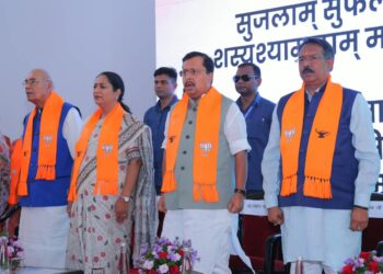 जनसंघ के 75 वर्ष: ‘त्याग से शिखर तक’ की यात्रा, 2047 तक विकसित भारत का संकल्प 2 जनसंघ के 75 वर्ष: ‘त्याग से शिखर तक’ की यात्रा, 2047 तक विकसित भारत का संकल्प