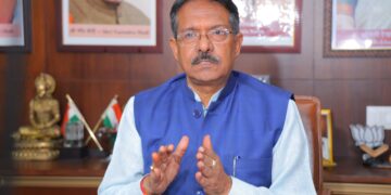 कनॉट प्लेस में तिरंगा अभियान को नहीं मिला युवाओं का साथ, दिल्ली पुलिस की हर्ष मल्होत्रा ने की सराहना