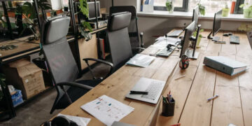 Brazil Backs 40-Hour Workweek, Moves To End Six-Day Work Schedules
