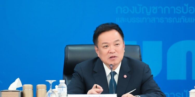 “อนุทิน” นั่งหัวโต๊ะถก บกปภ.ช.สั่งทีมงานป้ายแดงลุยโจทย์ใหญ่แก้น้ำท่วมทันที ไม่มีเวลาทดลองงาน