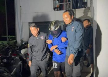 “ป๋อง” ไม่รับข้อหาฆ่าไตร่ตรอง-ข่มขืนดับ 2 พี่น้องรัสเซีย ศาลสั่งขังไม่ให้ประกัน นัดคุ้มครองสิทธิ 20 ต.ค.