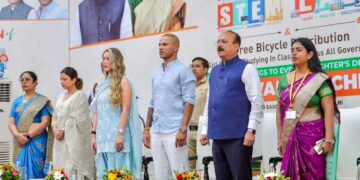 Delhi School Gets New STEM Lab; Education Minister Ashish Sood Distributes Free Bicycles to 32 Girls