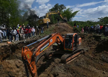 14 Killed In Landslide At Illegal Gold Mine In Colombia