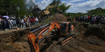 14 Killed In Landslide At Illegal Gold Mine In Colombia