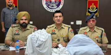 Pathankot Police Busts Cross-Border Drug Module, Seizes 7.8kg Heroin; Woman Among Two Held