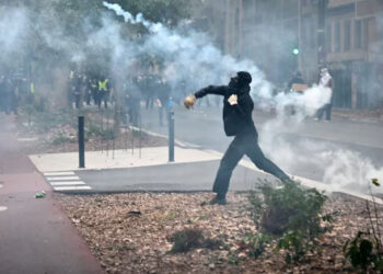 France Promises To Replace Its University Admissions After Violent Protests