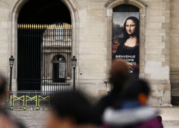 Mona Lisa Off Limits As Louvre, Other Museums Across Paris Shut Amid Protests