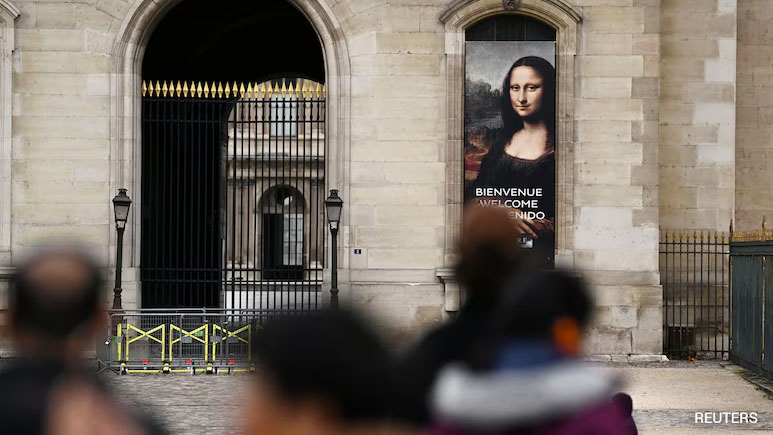Mona Lisa Off Limits As Louvre, Other Museums Across Paris Shut Amid Protests