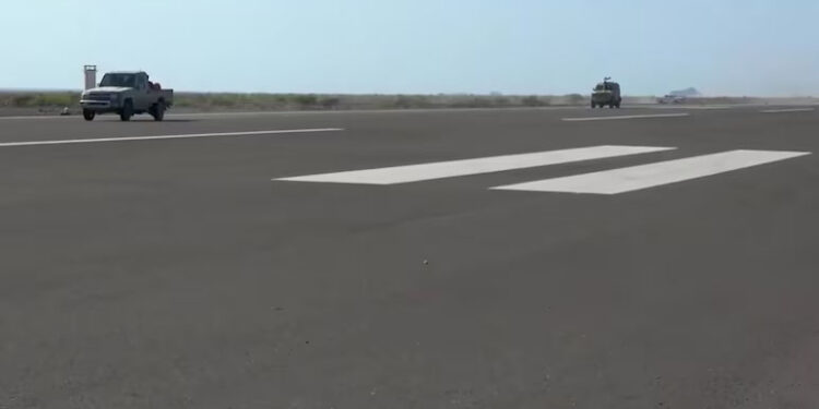 Saudi Says 3 Killed In Houthi Attacks On Its Airports As Conflict Deepens