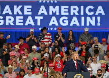 Trump’s approval at 32% as Democrats lead ahead of November 3 US midterm elections
