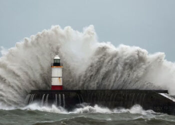 UK govt launches ‘Be Ready’ campaign as country braces for 2nd storm in two days